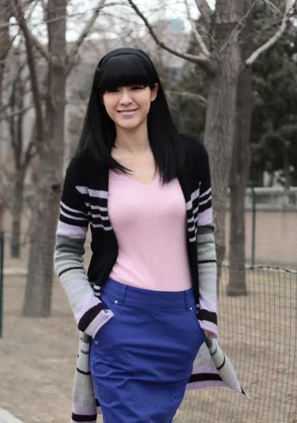 李艾