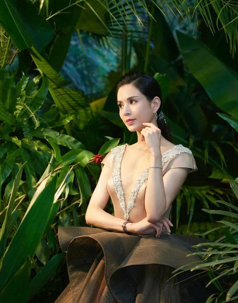 李若彤