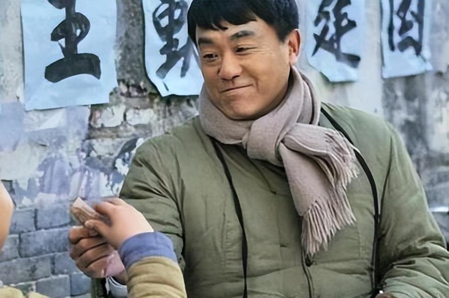 何冰