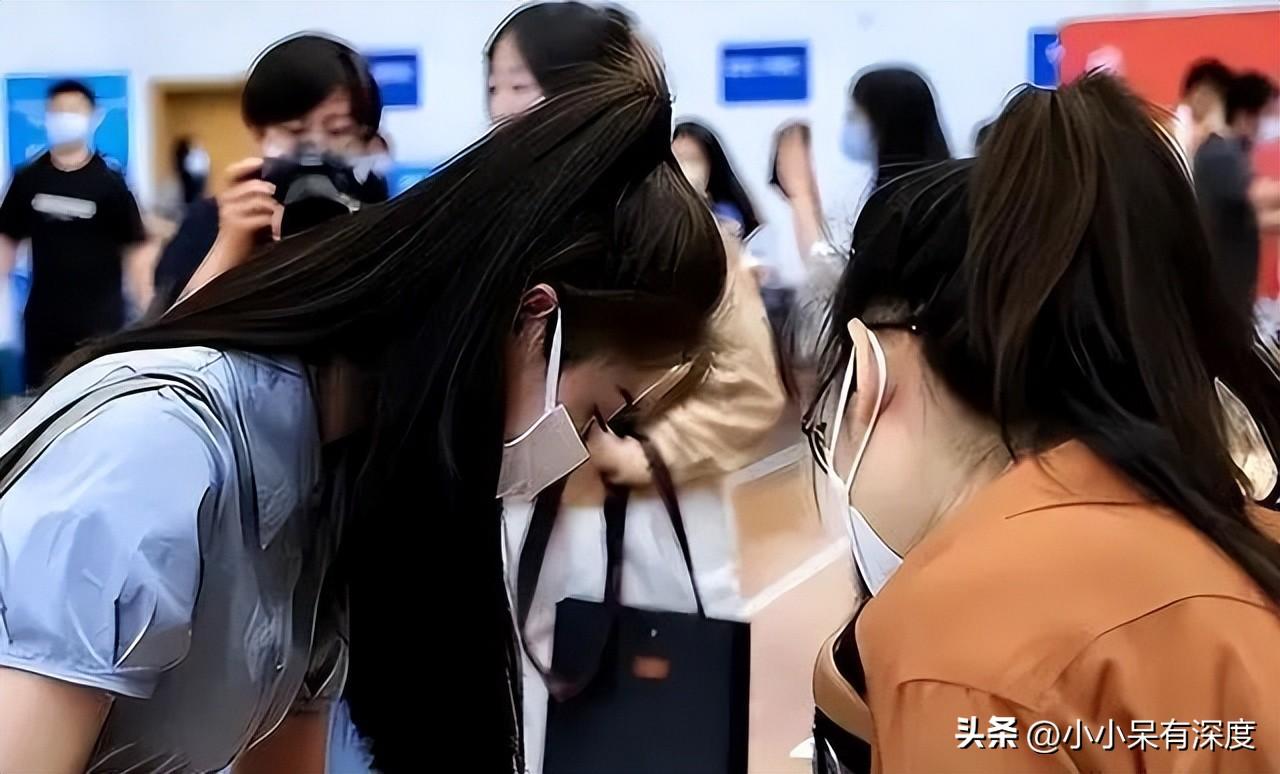 馮琳