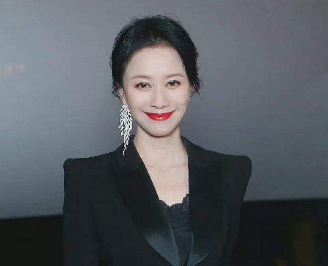 倪虹潔
