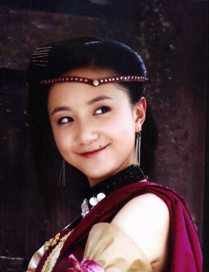 李倩