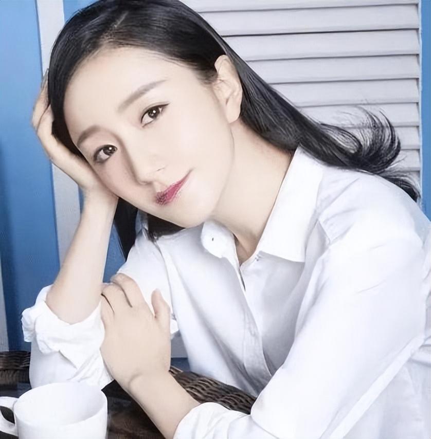 李倩