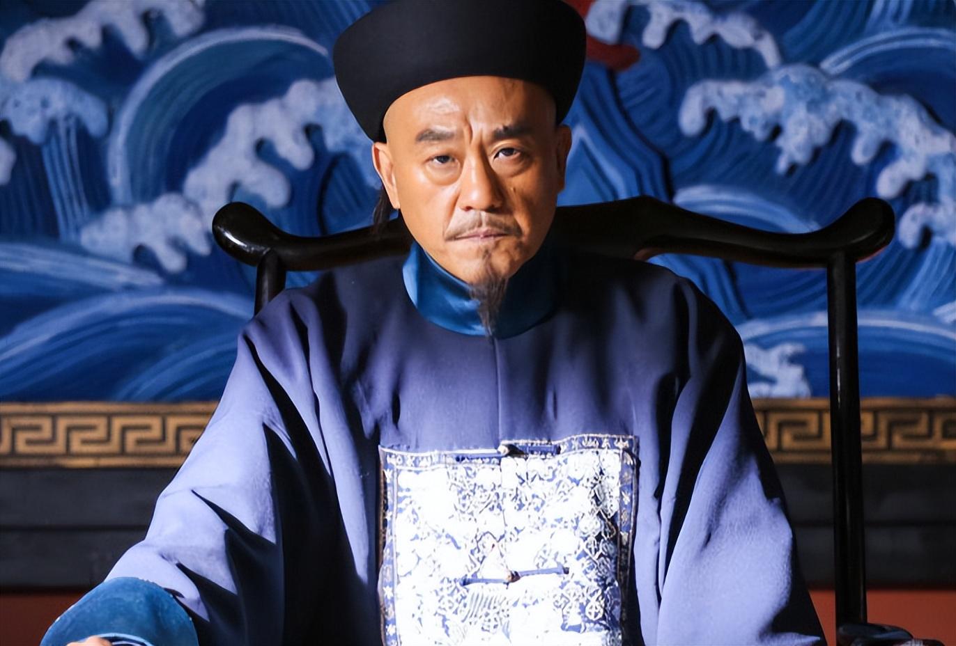 何冰