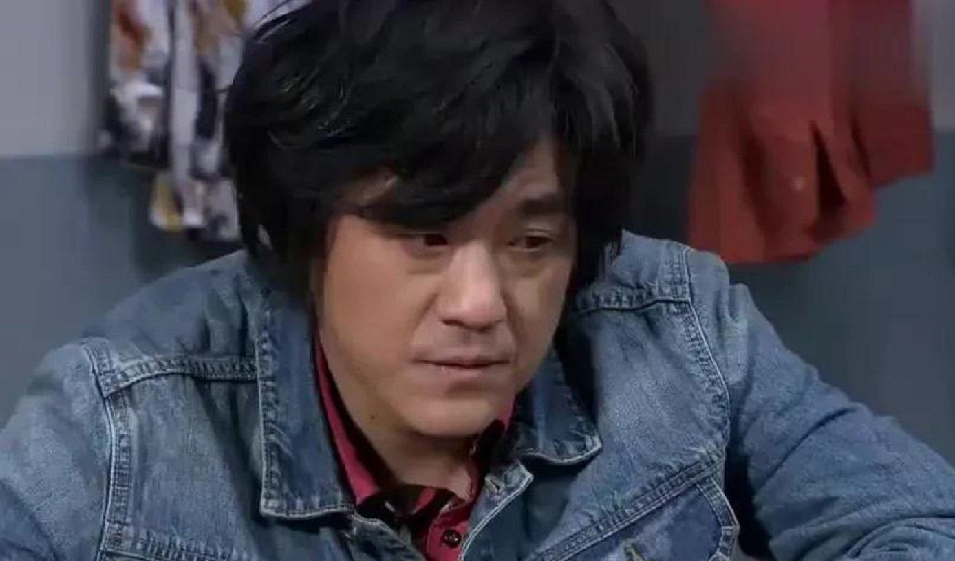 何冰
