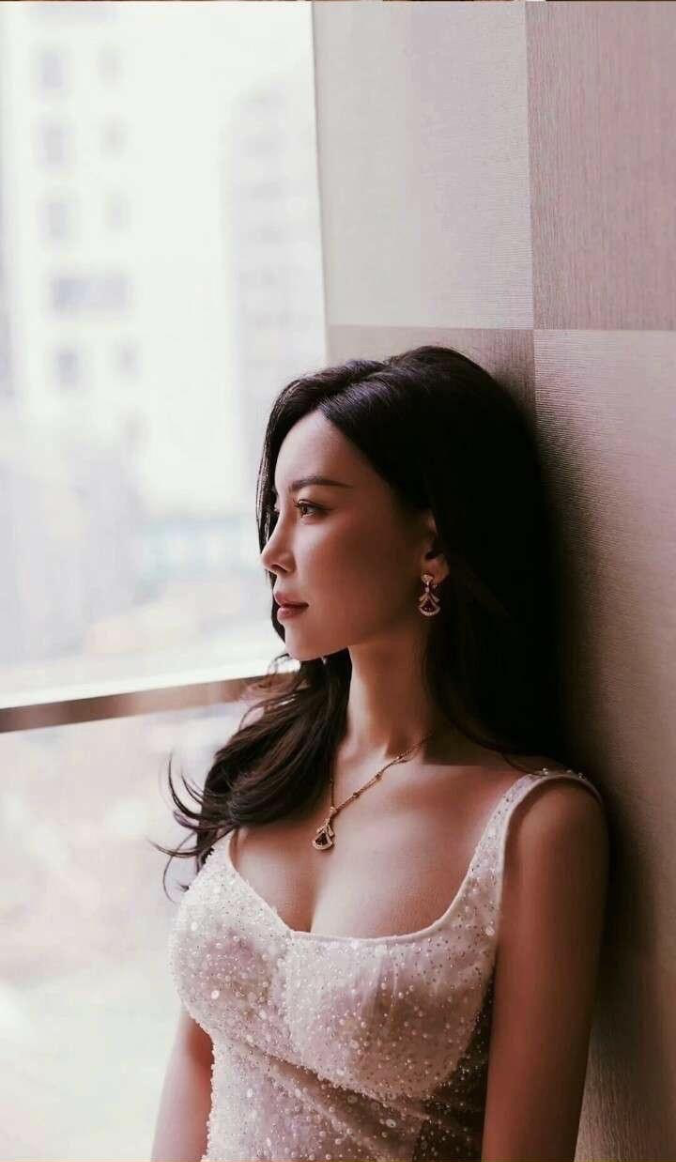 於文文