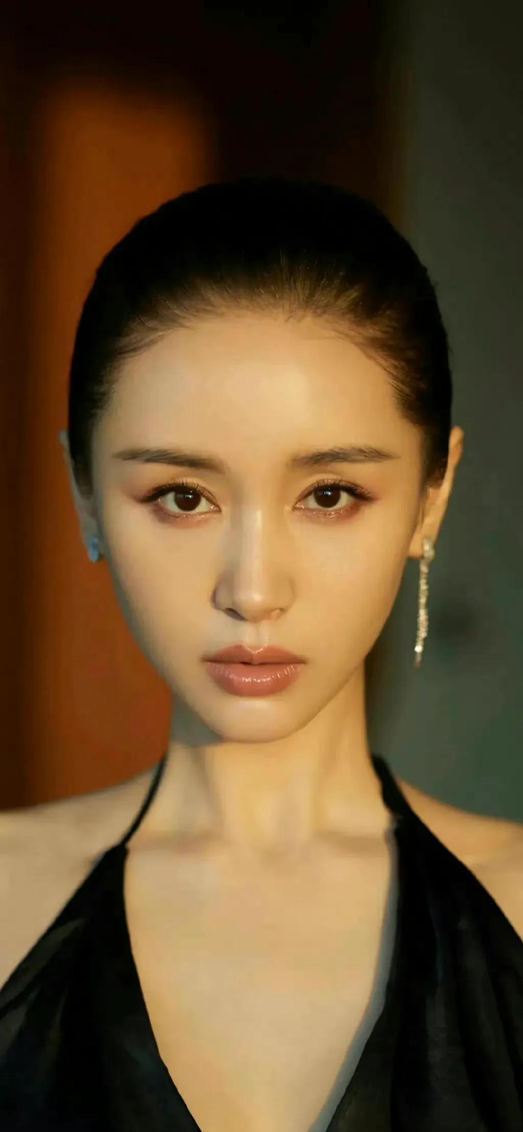 王子文