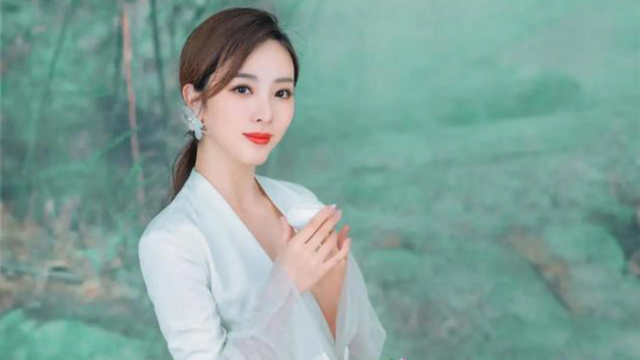 李思思