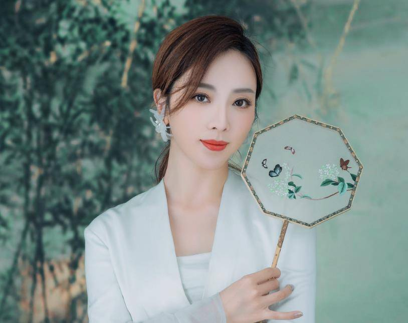 李思思