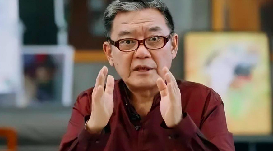 李立群