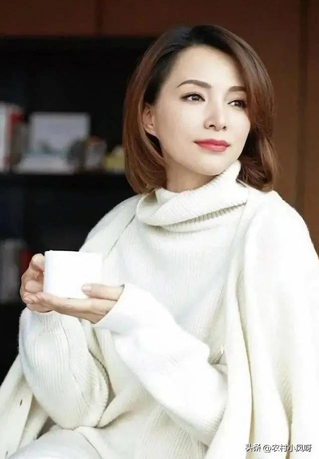 董卿