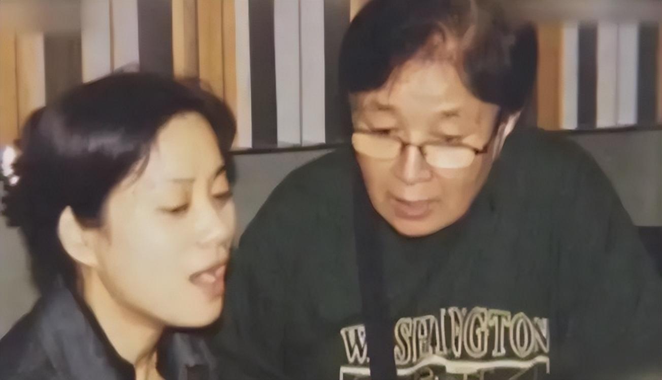 毛阿敏