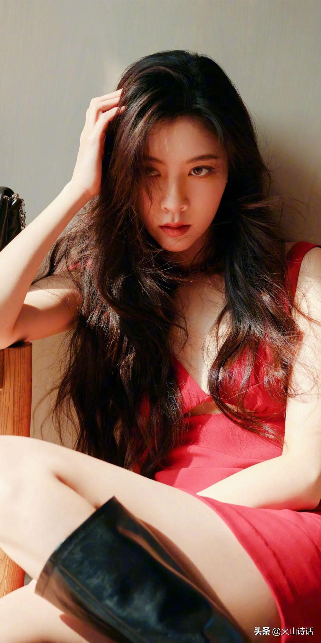 宋妍霏