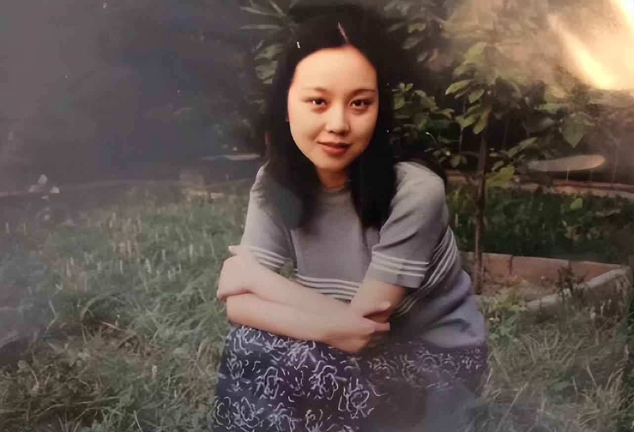 鍅妮