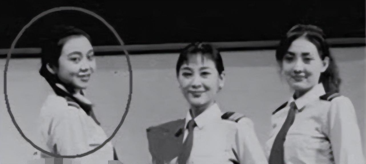 鍅妮