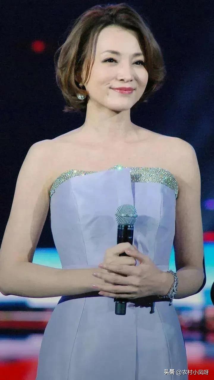 董卿