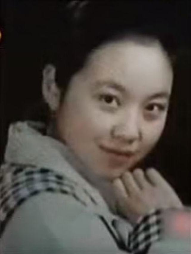 鍅妮