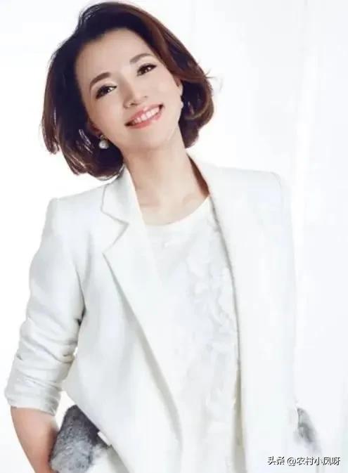 董卿
