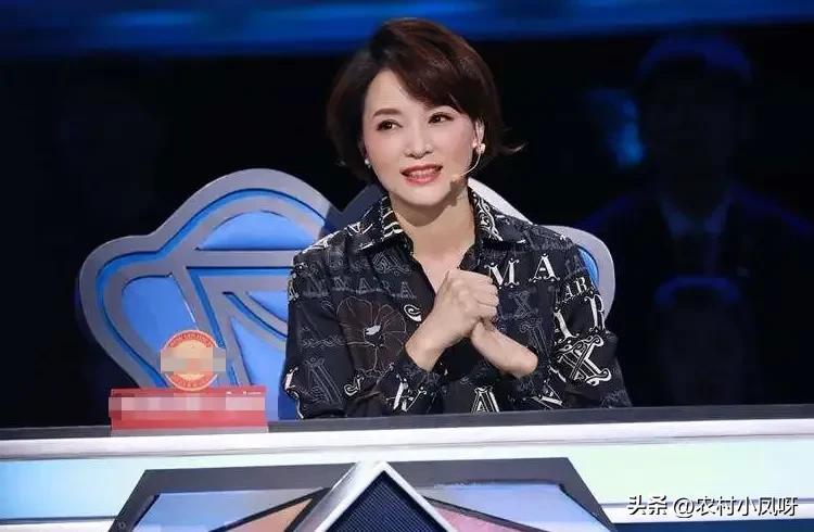 董卿