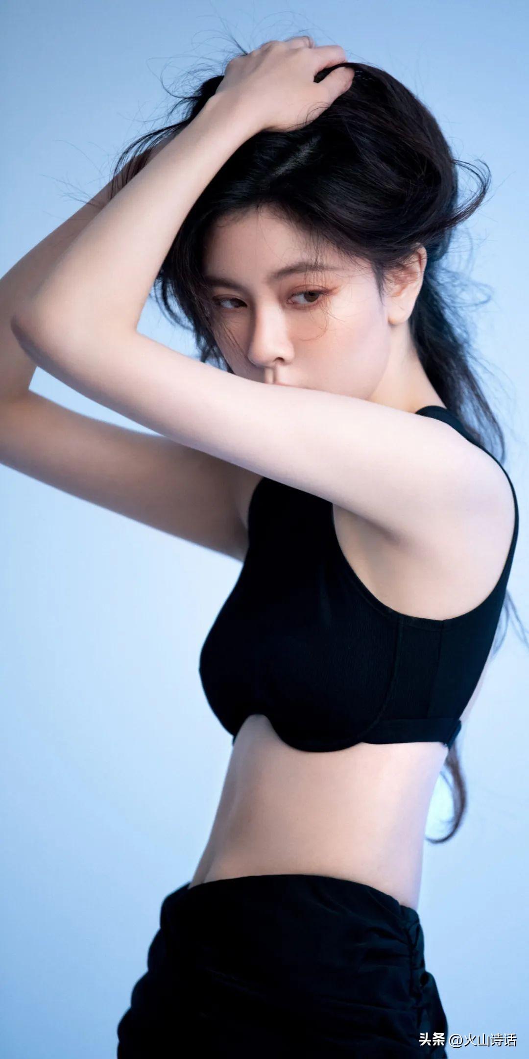 宋妍霏
