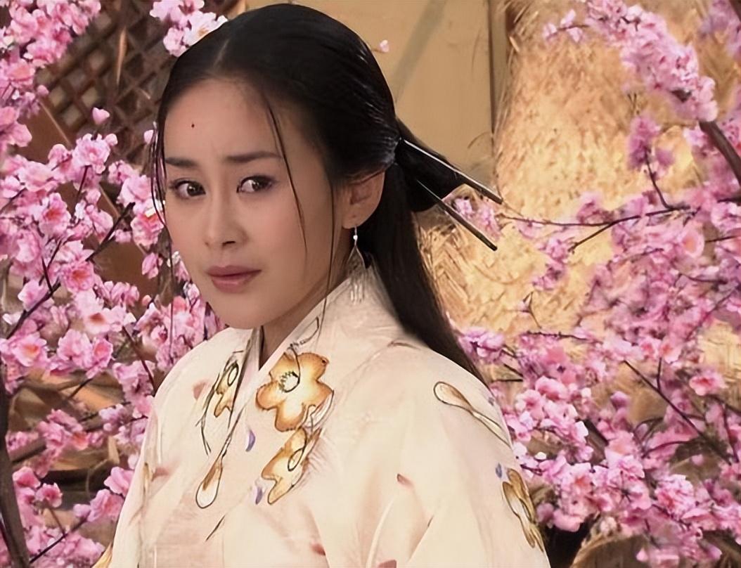 週揚