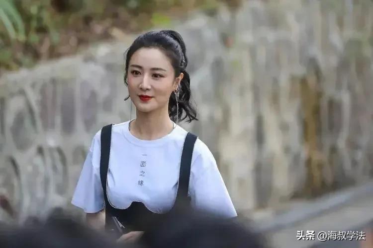 薇婭