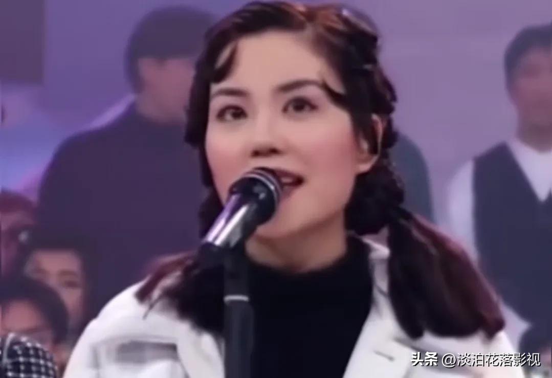 王菲