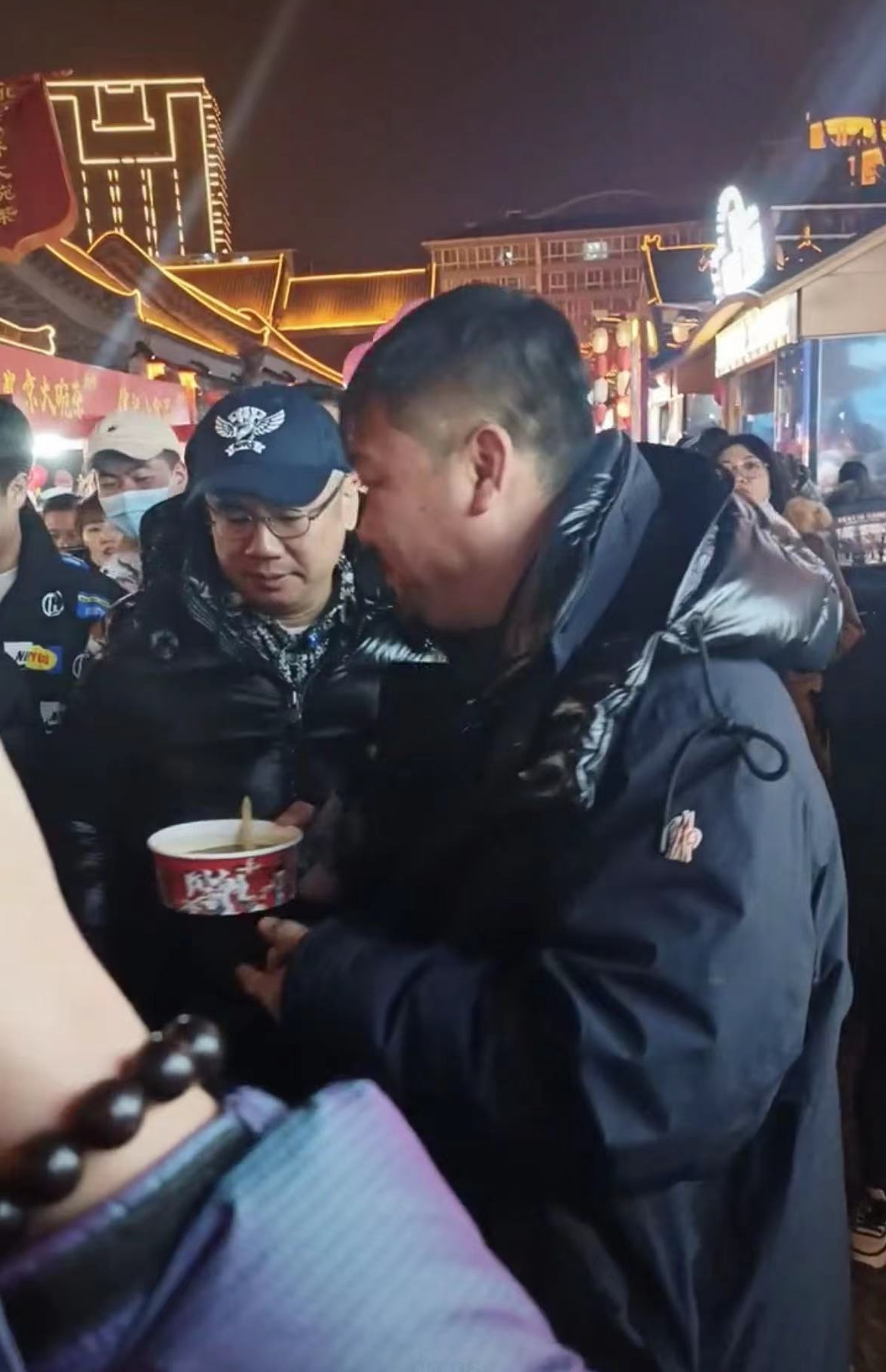 賈冰