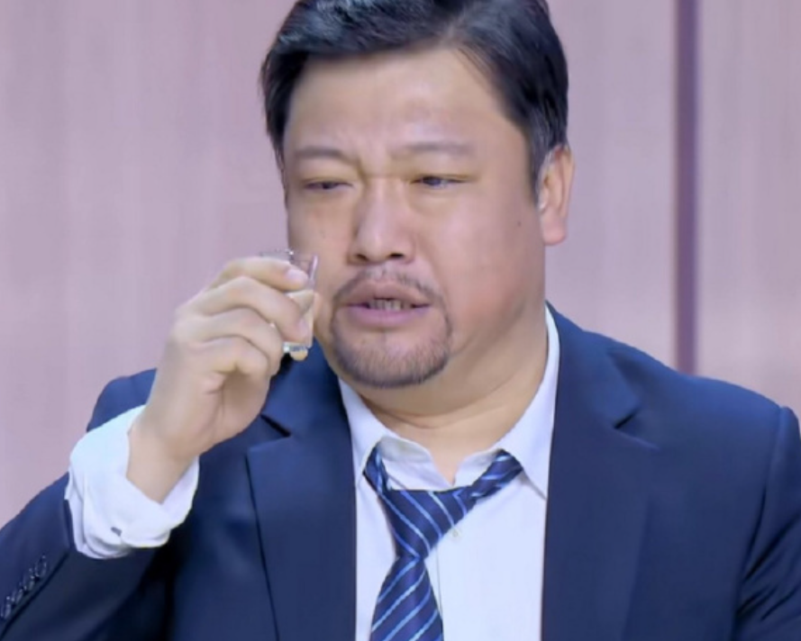 賈冰