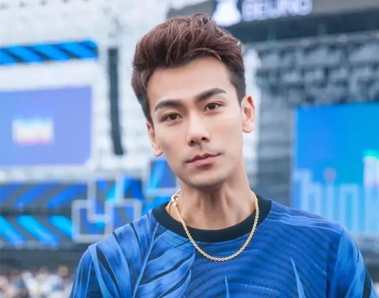 戴向宇