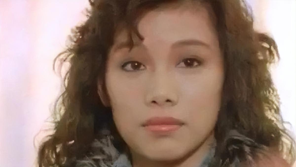 李靚蕾
