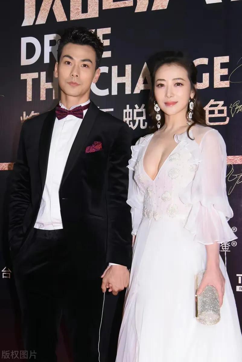 戴向宇