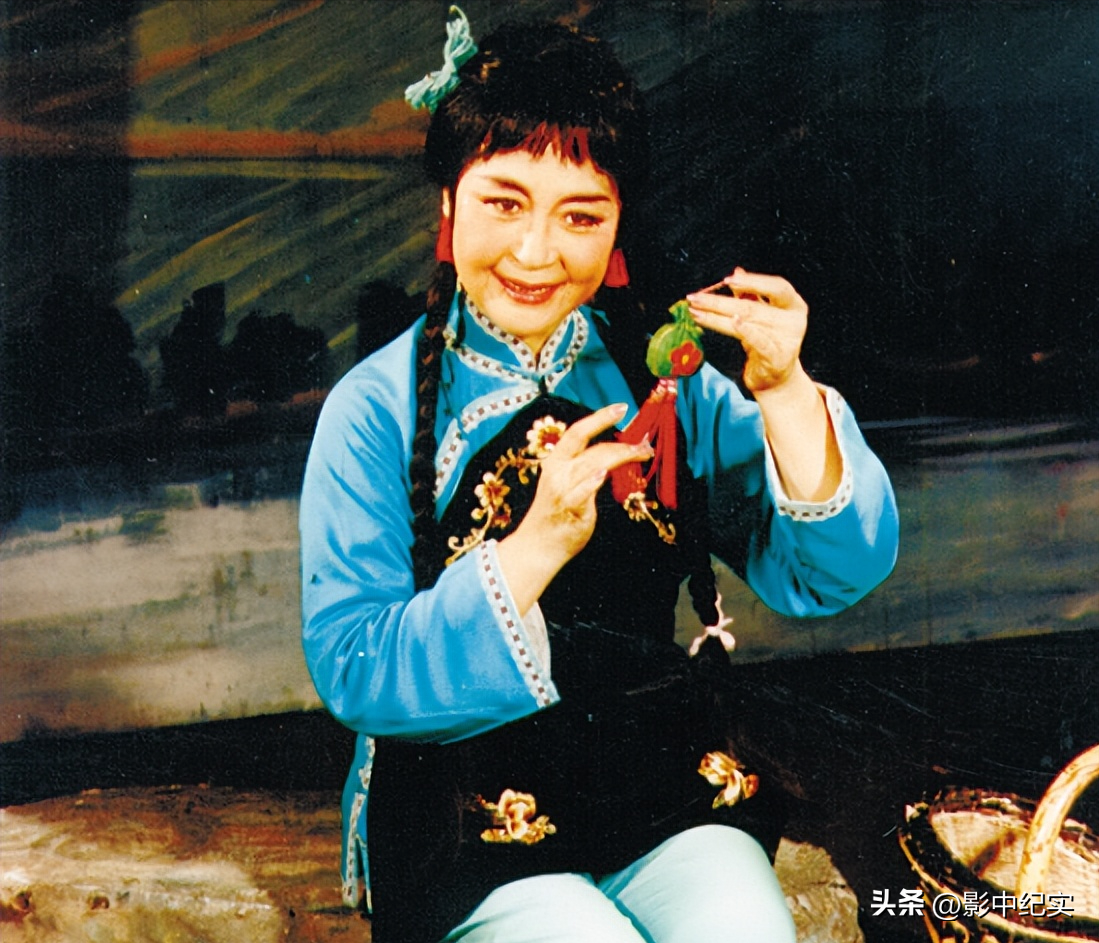 於文華