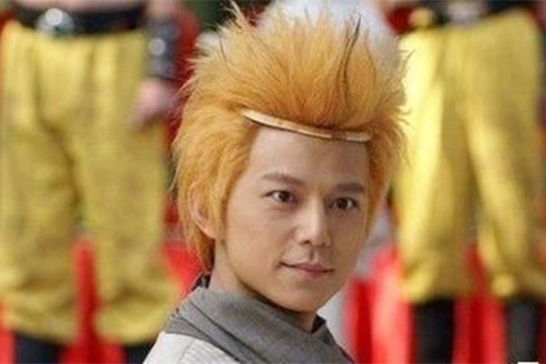 何炅