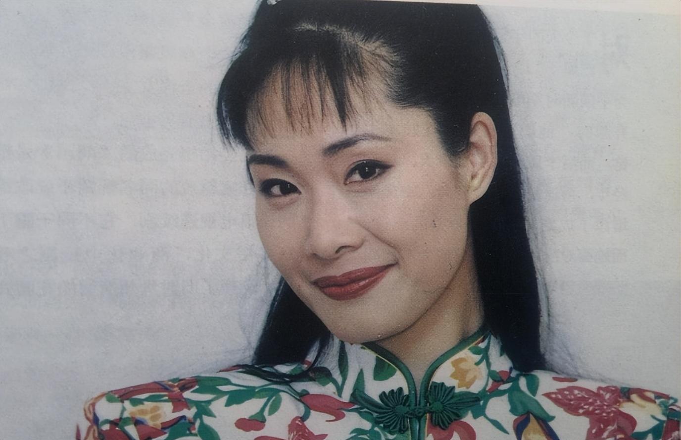 於文華