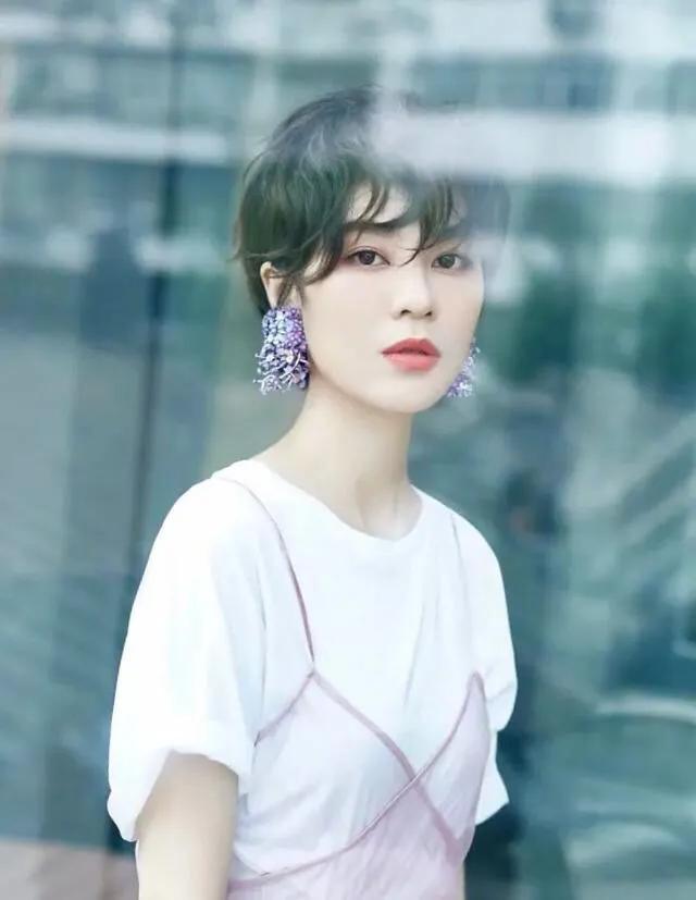鬱可唯