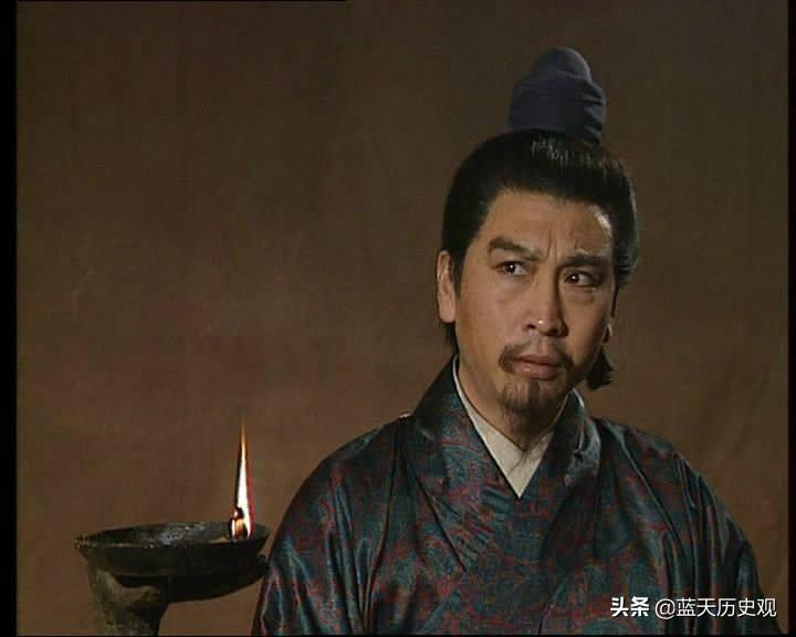 李儒