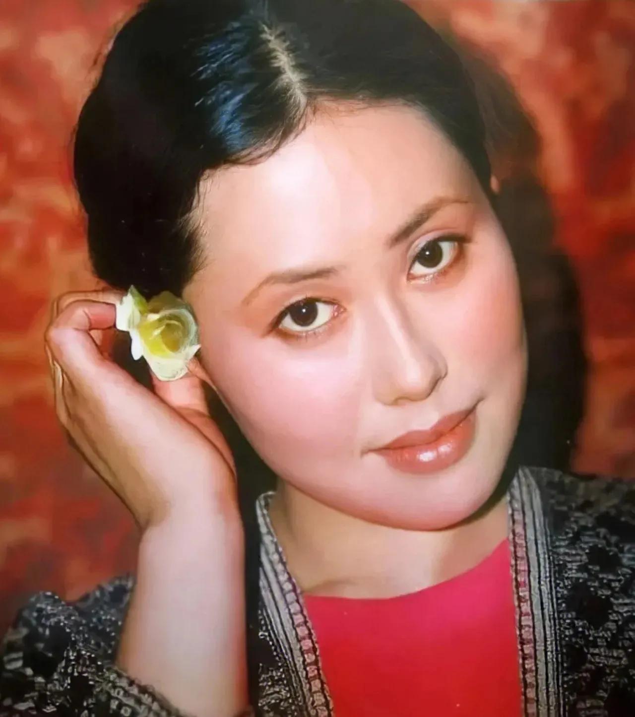 斯琴高娃