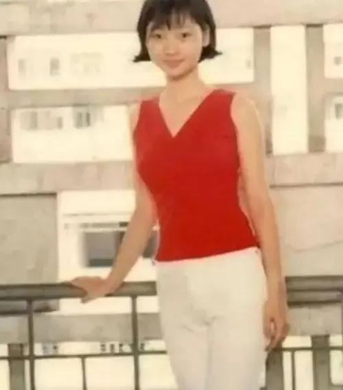 柳岩