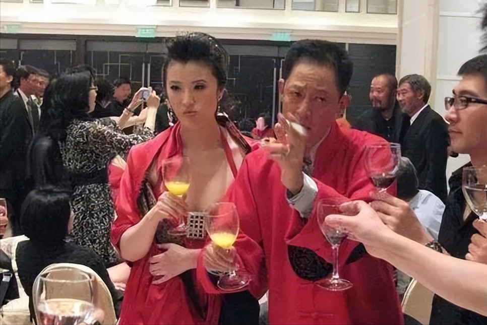 陳堅紅