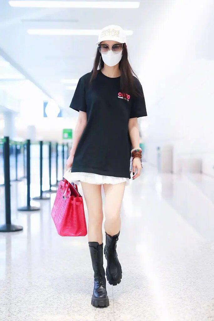 黃聖依