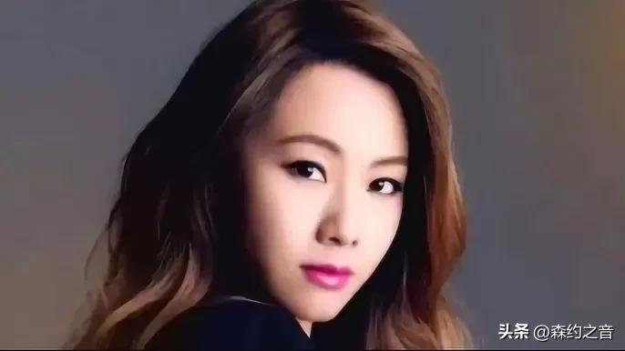 鄧麗欣