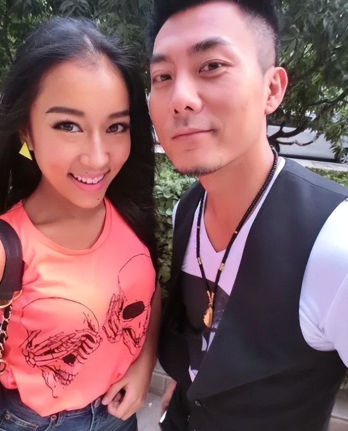 吉克雋逸