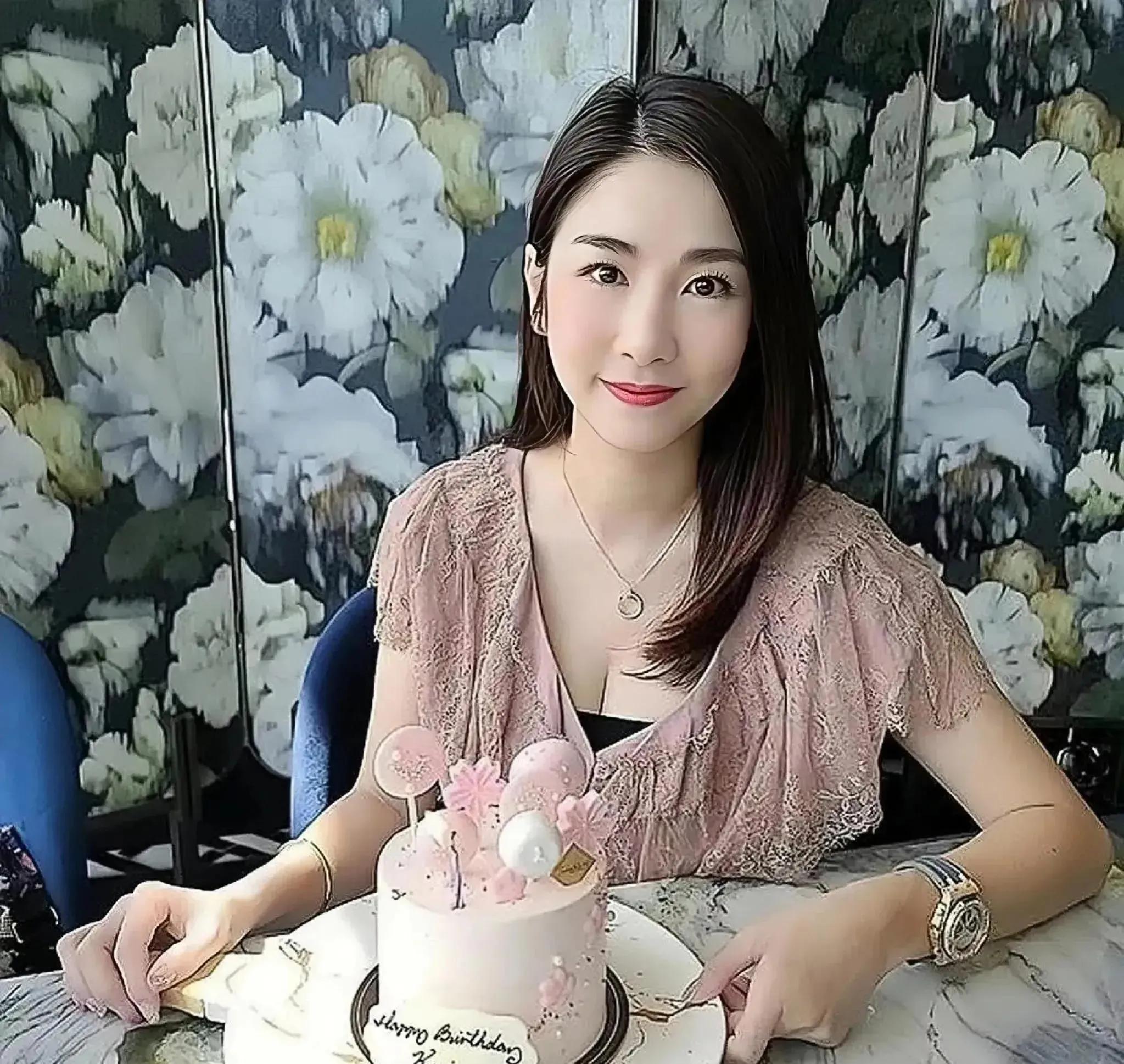 李思蓓