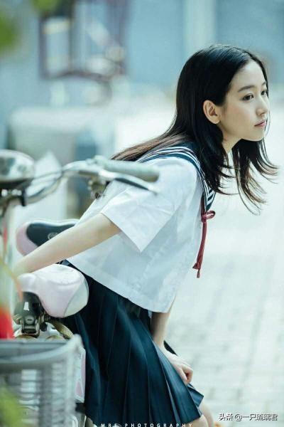 劉美含